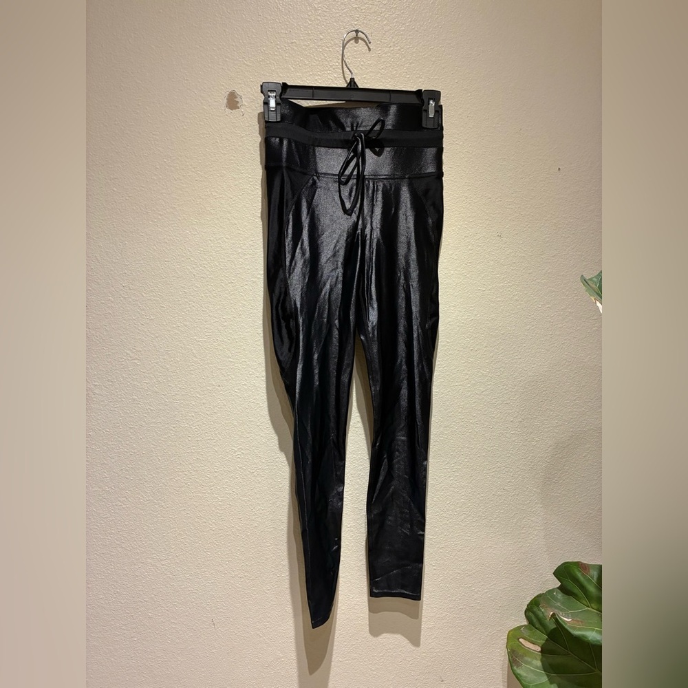 Carbon38 Women’s Drawstring Paneled Takara Shine in Black Leggings Athleisure